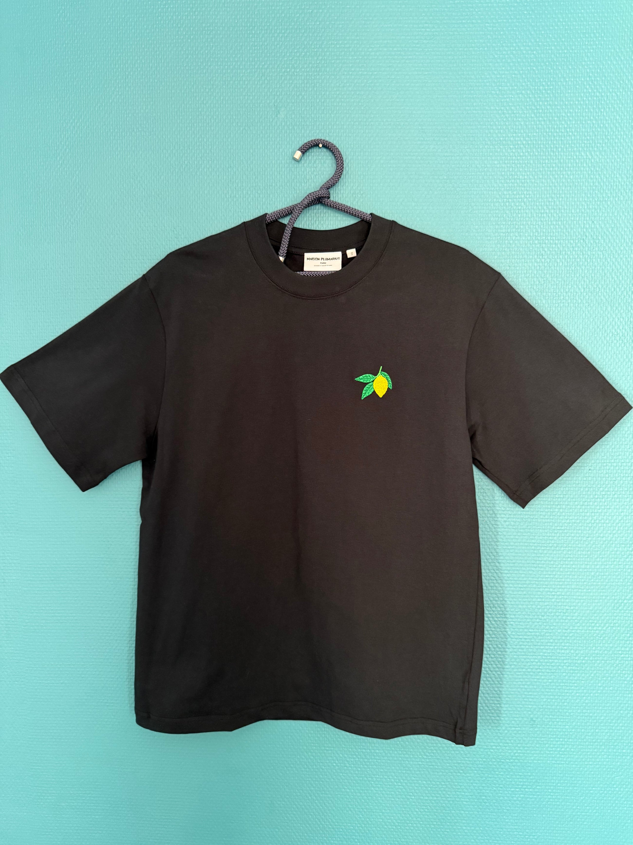 T-shirt brodé Citron – Édition Été 2025