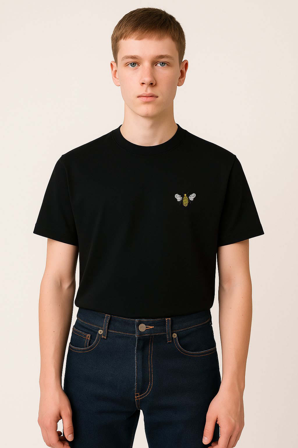 T-shirt brodé – L'Abeille Bee