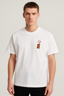 The "Love Cat Paw" T-shirt