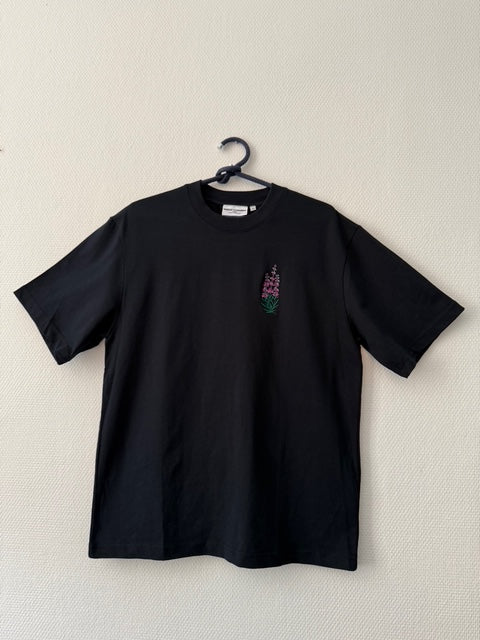 Embroidered T-shirt – Wild Lavender