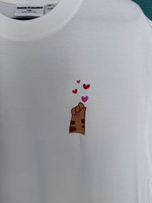 The "Love Cat Paw" T-shirt